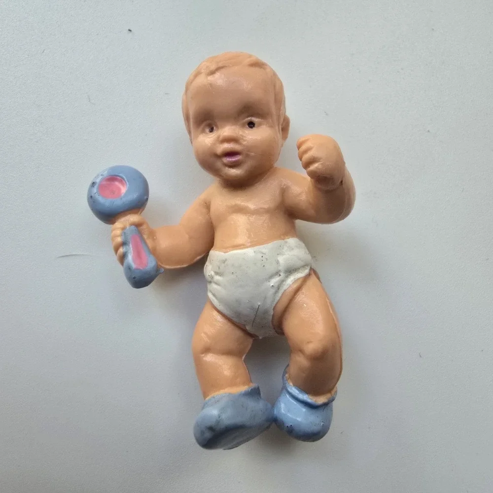 Vintage 1988 Bullyland Baby Toddler w/ Rattle PVC Figure Germany Blue Pink‎ 2
